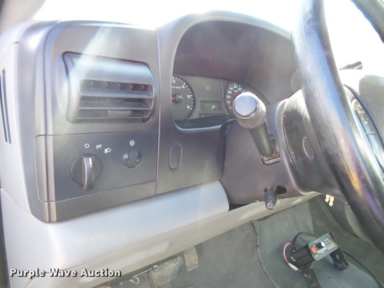 image for item J4803 2007 Ford F350 Super Duty XLT utility truck