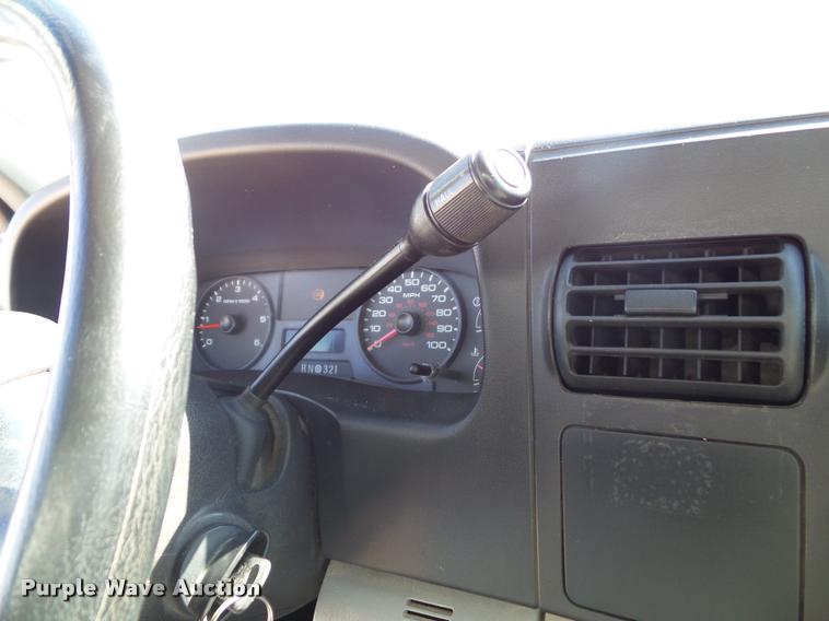 image for item J4803 2007 Ford F350 Super Duty XLT utility truck