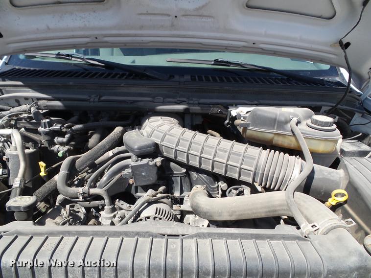 image for item J4803 2007 Ford F350 Super Duty XLT utility truck