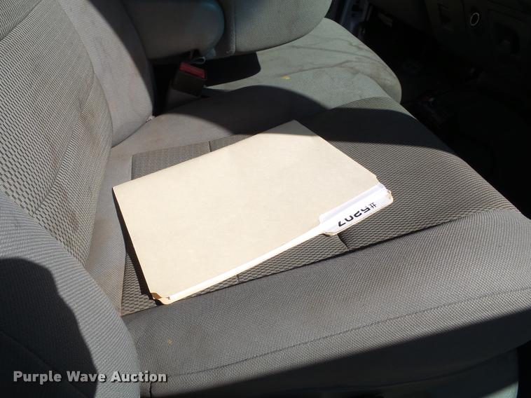 image for item J4803 2007 Ford F350 Super Duty XLT utility truck