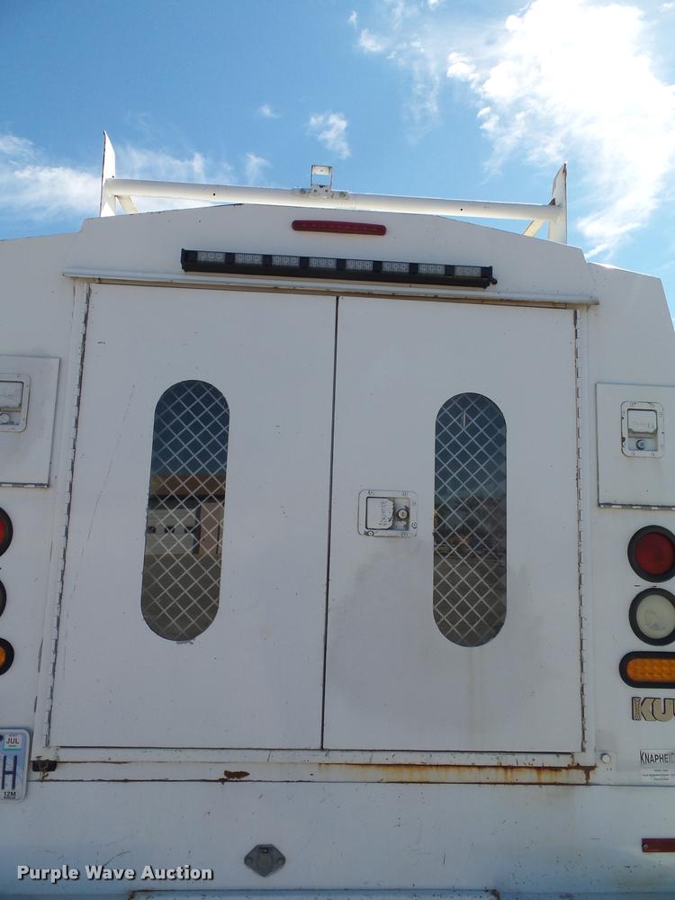 image for item J4803 2007 Ford F350 Super Duty XLT utility truck