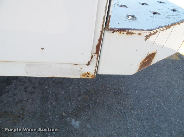 image for item J4803 2007 Ford F350 Super Duty XLT utility truck