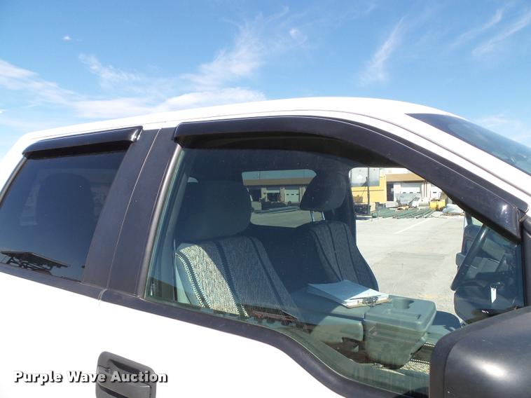 image for item J4804 2011 Ford F150 XLT SuperCrew pickup truck