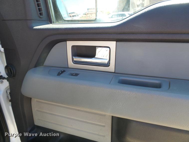 image for item J4804 2011 Ford F150 XLT SuperCrew pickup truck