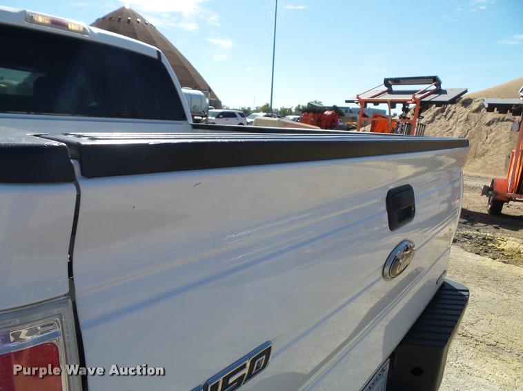 image for item J4804 2011 Ford F150 XLT SuperCrew pickup truck