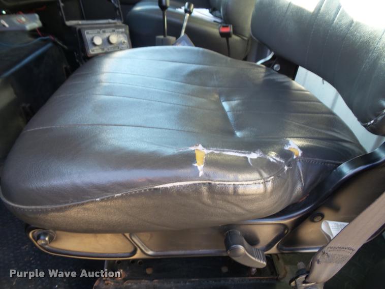 image for item J4805 2006 GMC C8500 dump truck