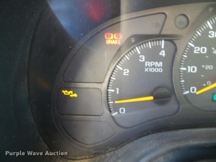 image for item J4805 2006 GMC C8500 dump truck