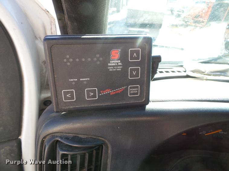 image for item J4805 2006 GMC C8500 dump truck