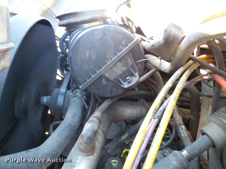 image for item J4805 2006 GMC C8500 dump truck