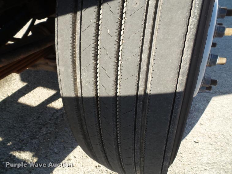 image for item J4805 2006 GMC C8500 dump truck