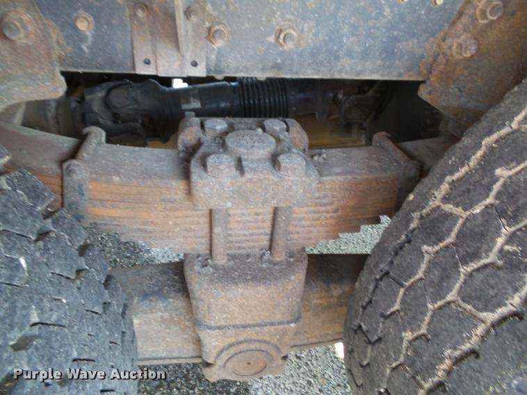 image for item J4805 2006 GMC C8500 dump truck