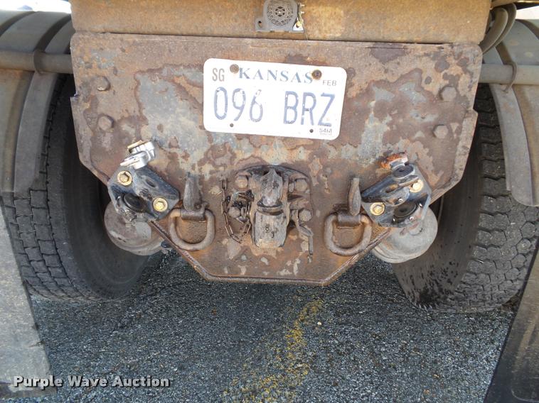 image for item J4805 2006 GMC C8500 dump truck