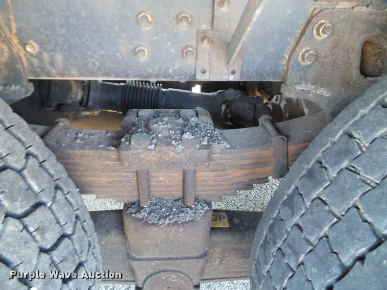 image for item J4805 2006 GMC C8500 dump truck