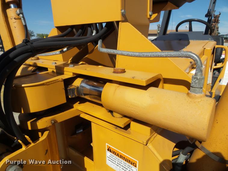 image for item J4806 1998 Case 460 trencher