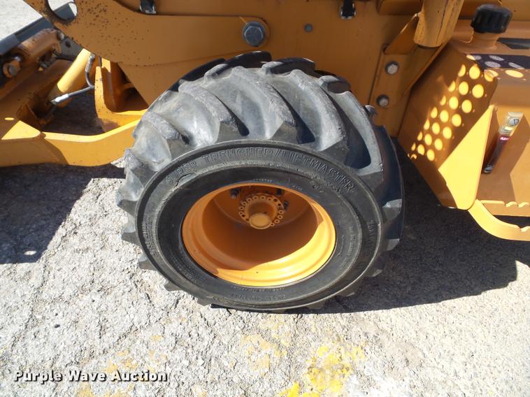 image for item J4806 1998 Case 460 trencher