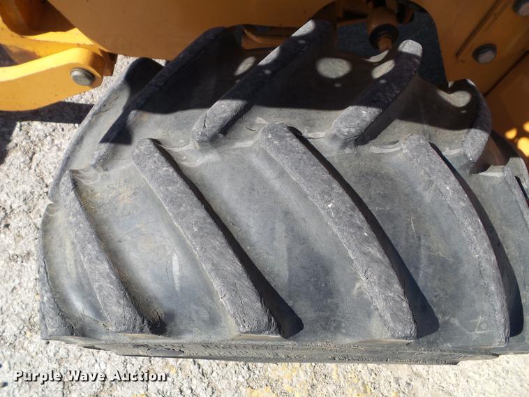 image for item J4806 1998 Case 460 trencher