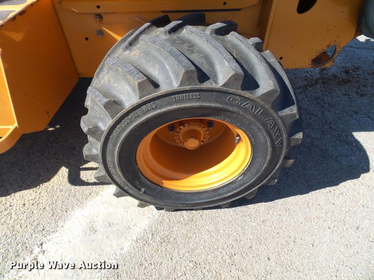 image for item J4806 1998 Case 460 trencher