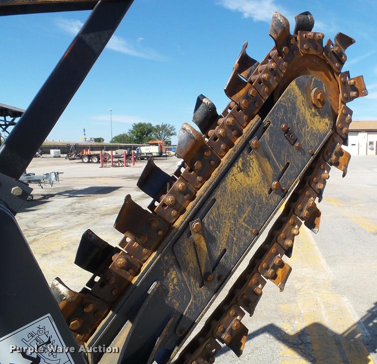 image for item J4806 1998 Case 460 trencher