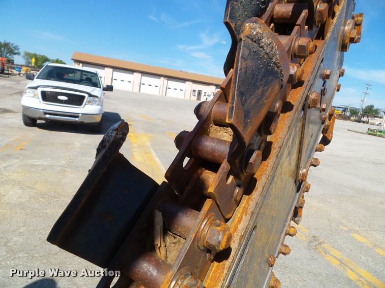 image for item J4806 1998 Case 460 trencher