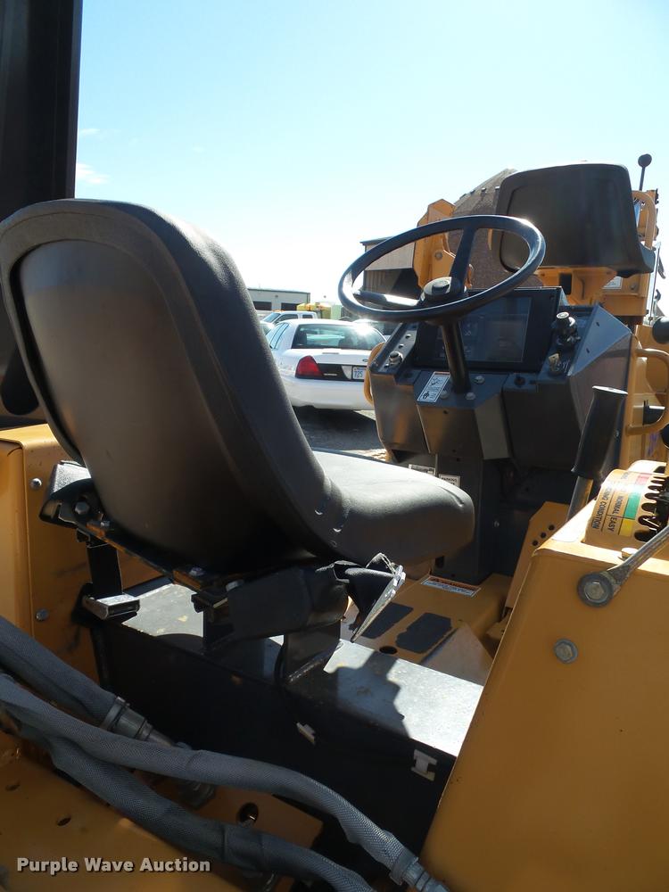 image for item J4806 1998 Case 460 trencher