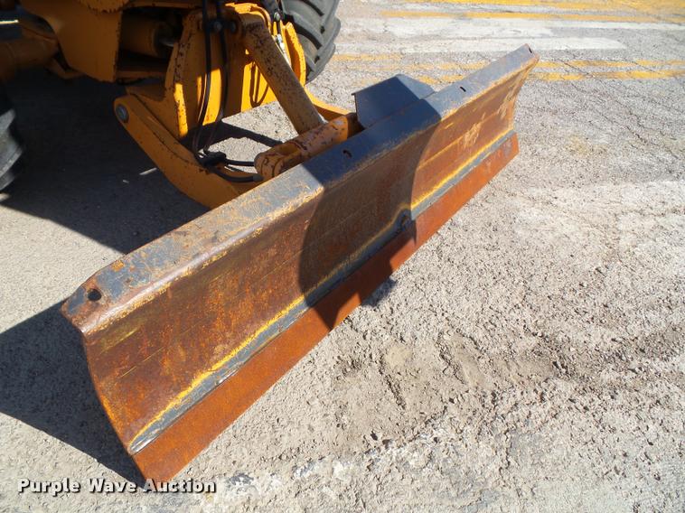 image for item J4806 1998 Case 460 trencher