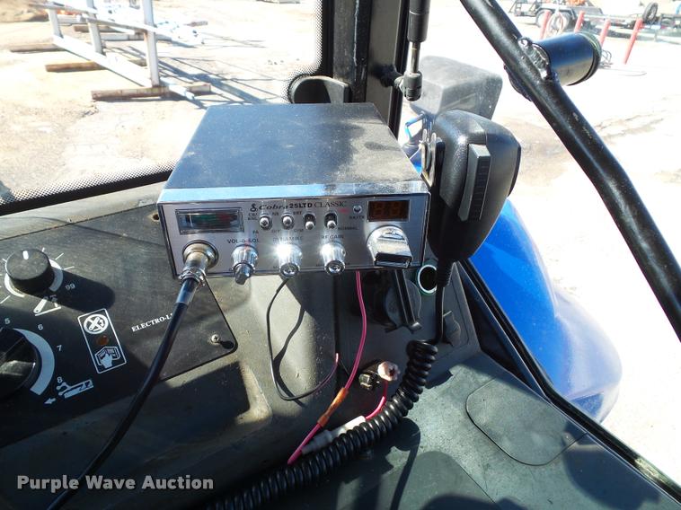 image for item J4807 1997 New Holland 8260 MFWD tractor