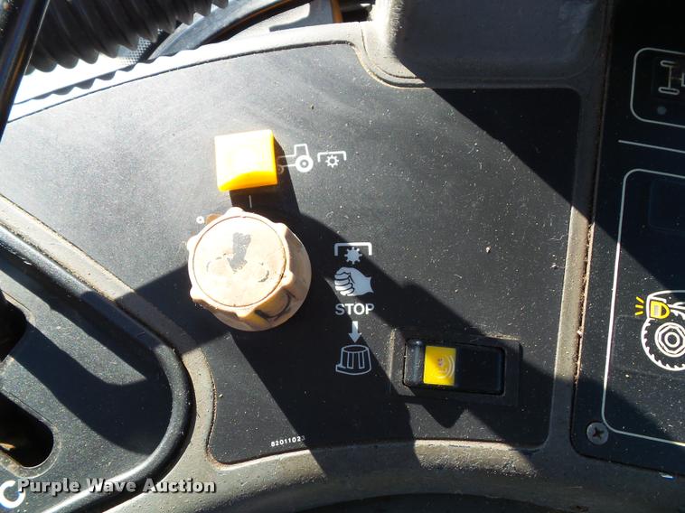 image for item J4807 1997 New Holland 8260 MFWD tractor