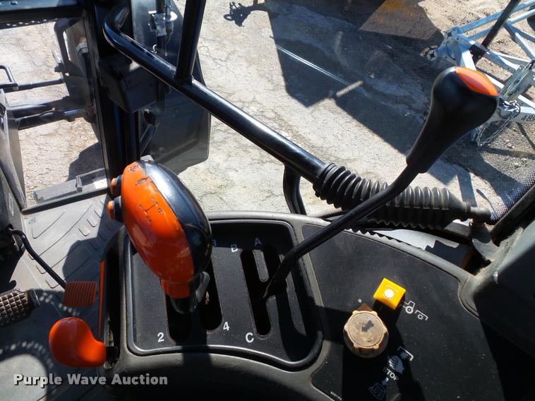 image for item J4807 1997 New Holland 8260 MFWD tractor