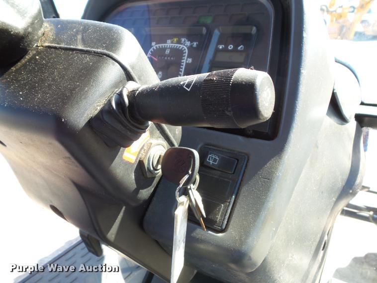 image for item J4807 1997 New Holland 8260 MFWD tractor