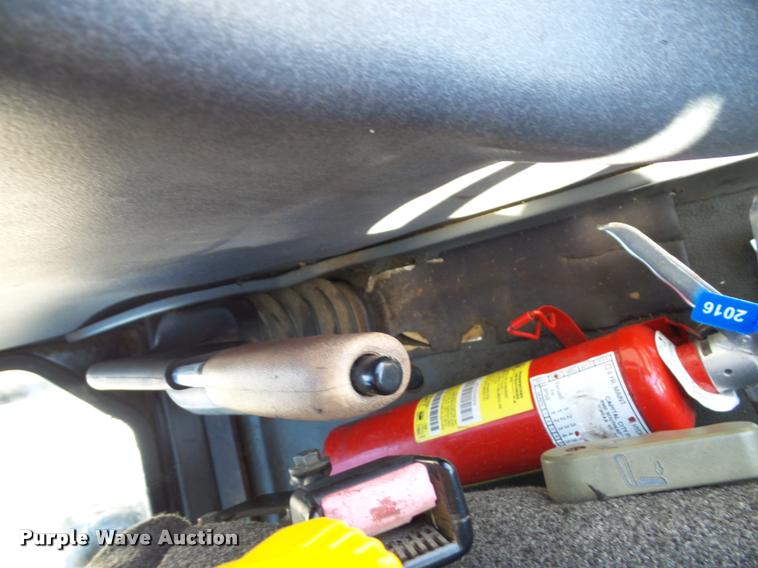 image for item J4807 1997 New Holland 8260 MFWD tractor