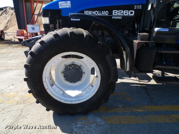 image for item J4807 1997 New Holland 8260 MFWD tractor