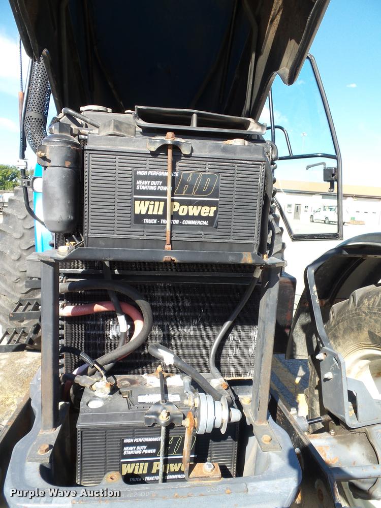 image for item J4807 1997 New Holland 8260 MFWD tractor