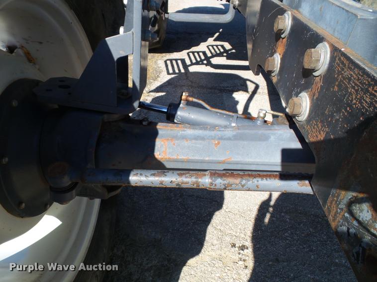 image for item J4807 1997 New Holland 8260 MFWD tractor