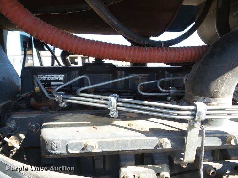 image for item J4807 1997 New Holland 8260 MFWD tractor