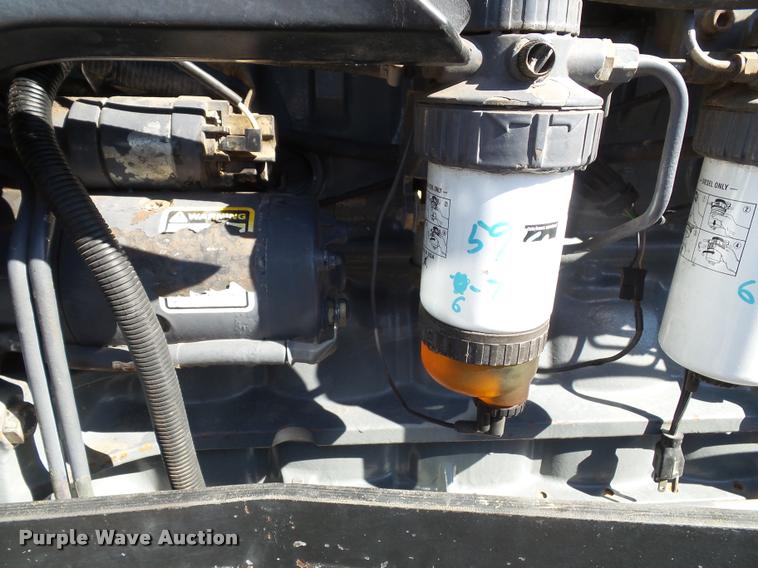 image for item J4807 1997 New Holland 8260 MFWD tractor