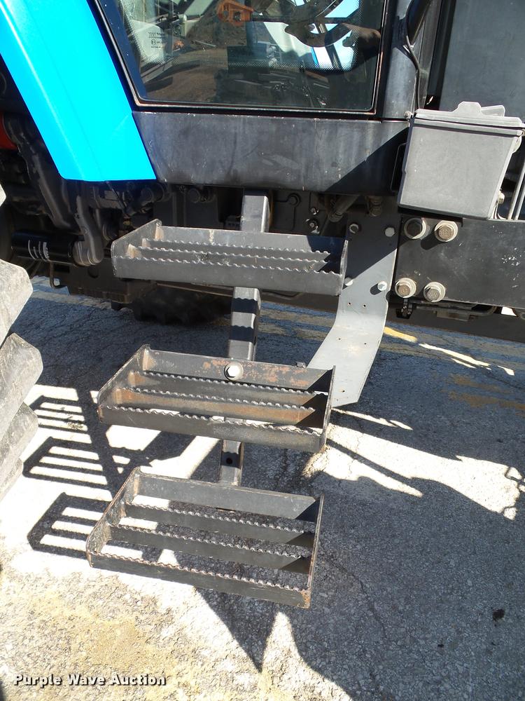 image for item J4807 1997 New Holland 8260 MFWD tractor