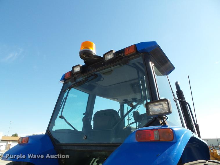 image for item J4807 1997 New Holland 8260 MFWD tractor