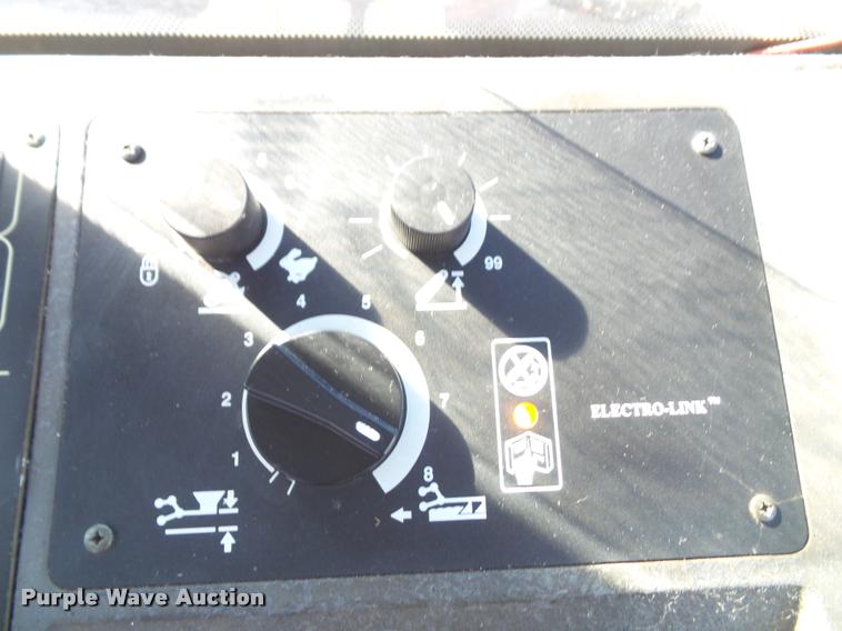 image for item K8230 1997 New Holland 8260 MFWD tractor