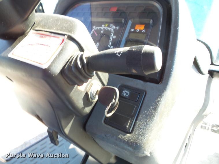 image for item K8230 1997 New Holland 8260 MFWD tractor