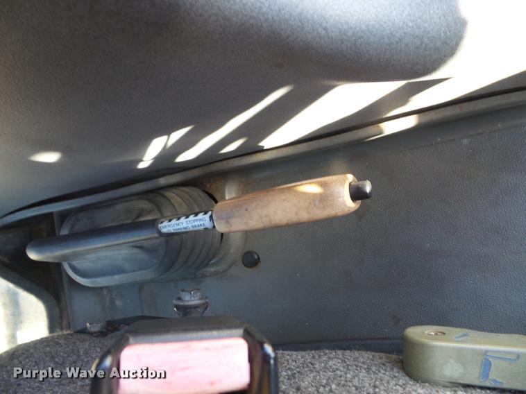 image for item K8230 1997 New Holland 8260 MFWD tractor