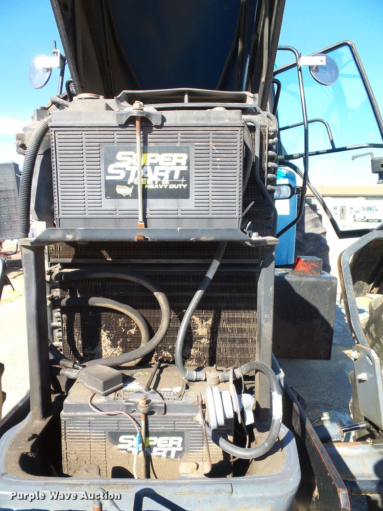 image for item K8230 1997 New Holland 8260 MFWD tractor