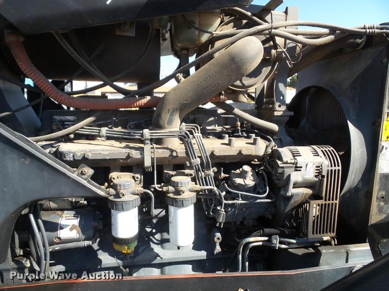 image for item K8230 1997 New Holland 8260 MFWD tractor