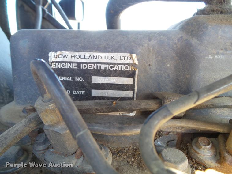 image for item K8230 1997 New Holland 8260 MFWD tractor
