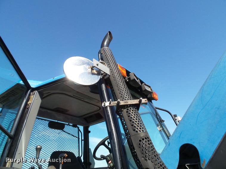 image for item K8230 1997 New Holland 8260 MFWD tractor