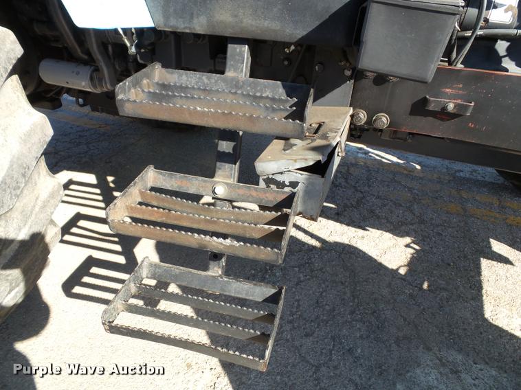 image for item K8230 1997 New Holland 8260 MFWD tractor