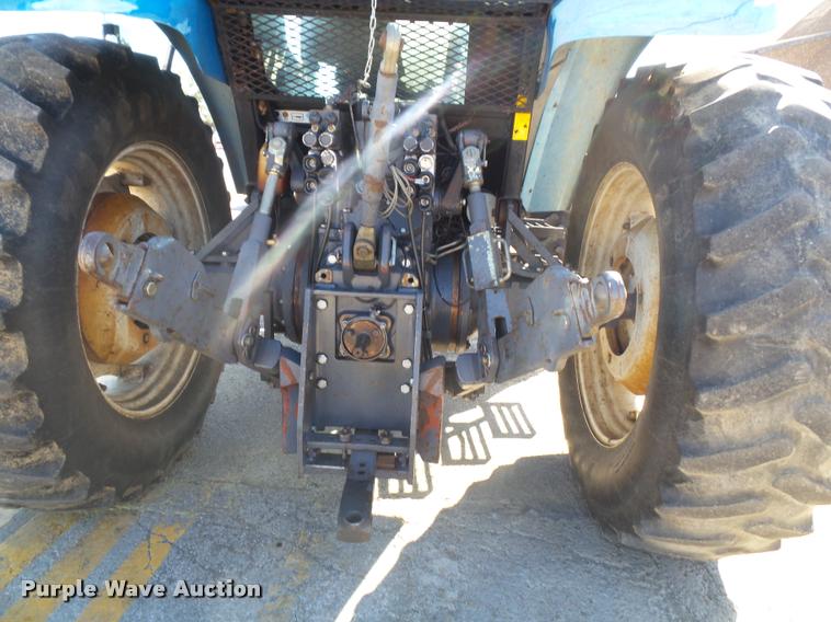 image for item K8230 1997 New Holland 8260 MFWD tractor