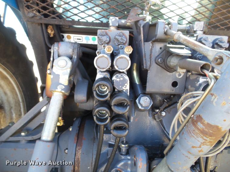 image for item K8230 1997 New Holland 8260 MFWD tractor