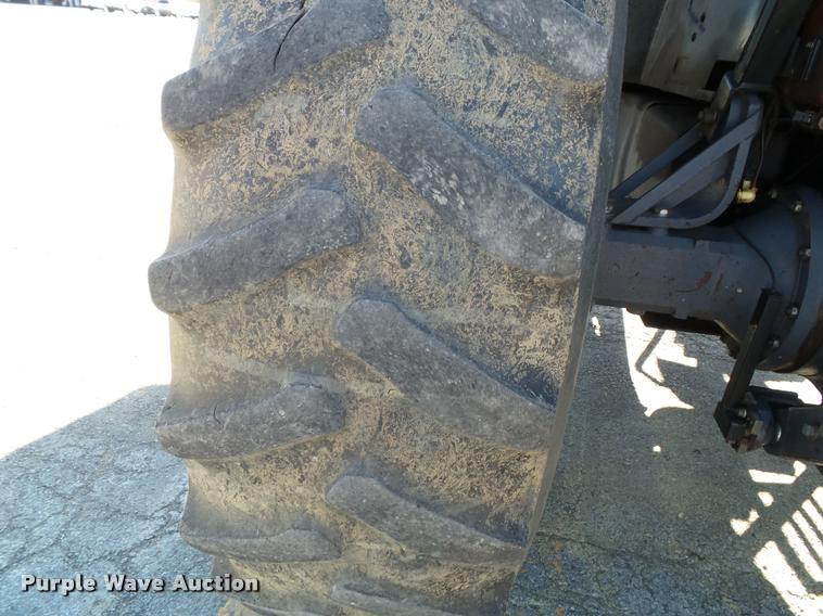 image for item K8230 1997 New Holland 8260 MFWD tractor