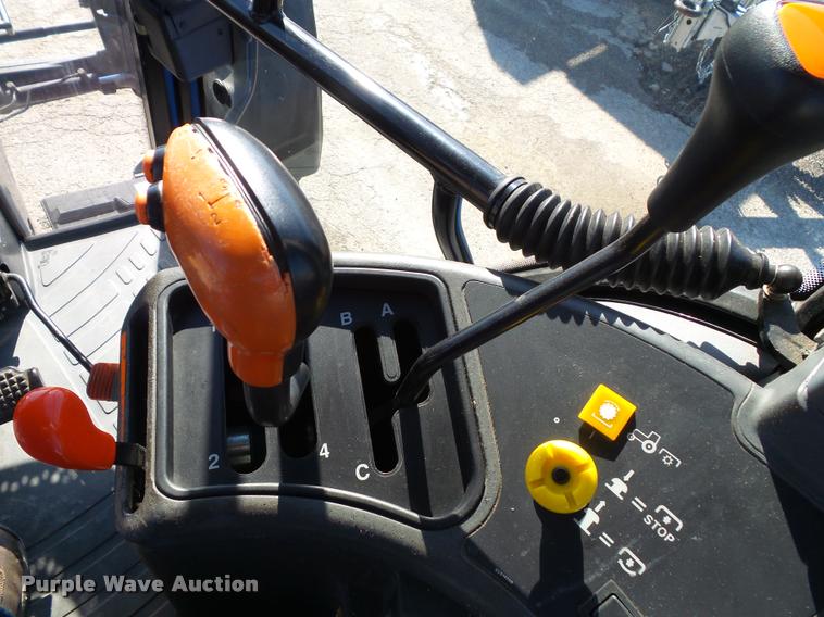 image for item K8233 1998 New Holland 8260 MFWD tractor