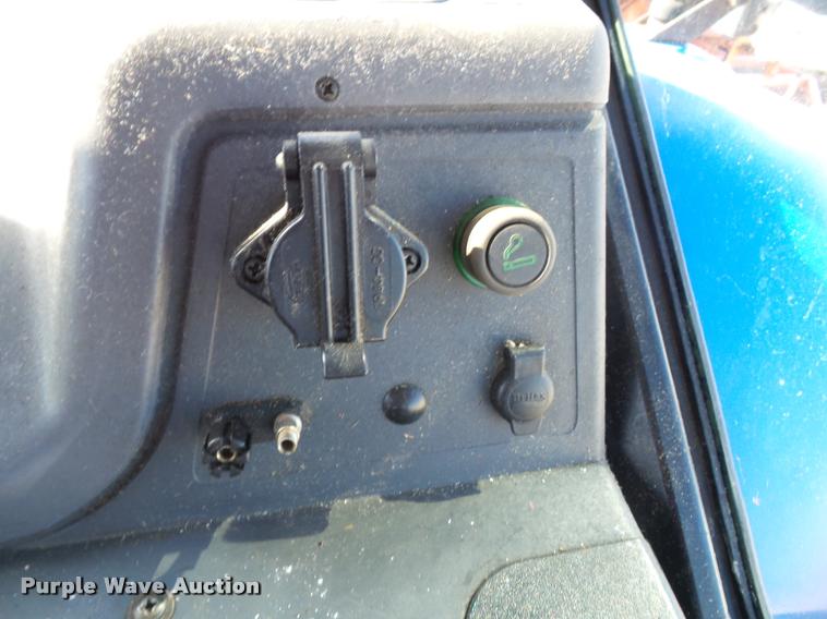 image for item K8234 1998 New Holland 8260 MFWD tractor